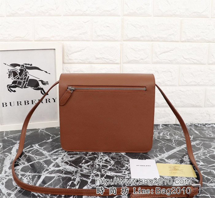 BURBERRY巴寶莉 原單 新款爆款 斜背包 卸下斜背帶兼作手拿包 8208  Bhq1258